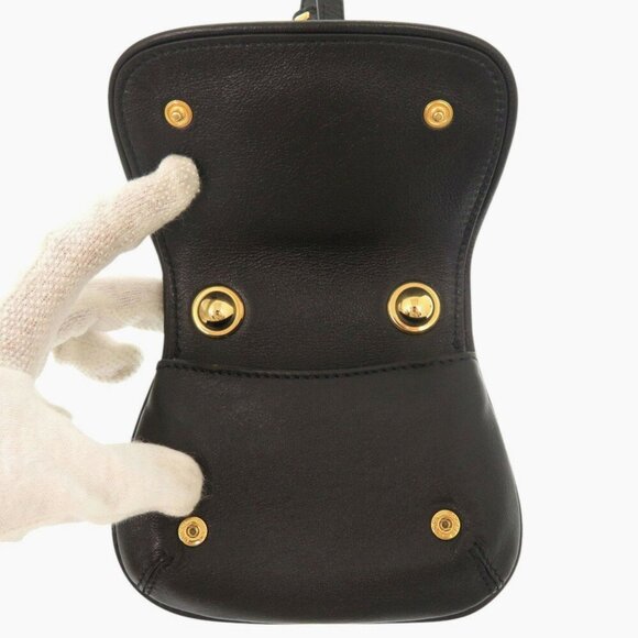 GUCCI Authentic Black Leather Shoulder Bag - Picture 7 of 9